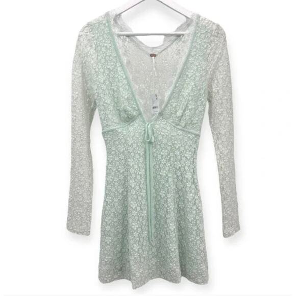 (S) NWT Free People Petra Lace Long Sleeve Mini Dress Billowing Sail Mint - Picture 2 of 8